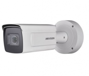 �� �������� Hikvision DS-2CD7A26G0/P-IZS (8-32 ��)